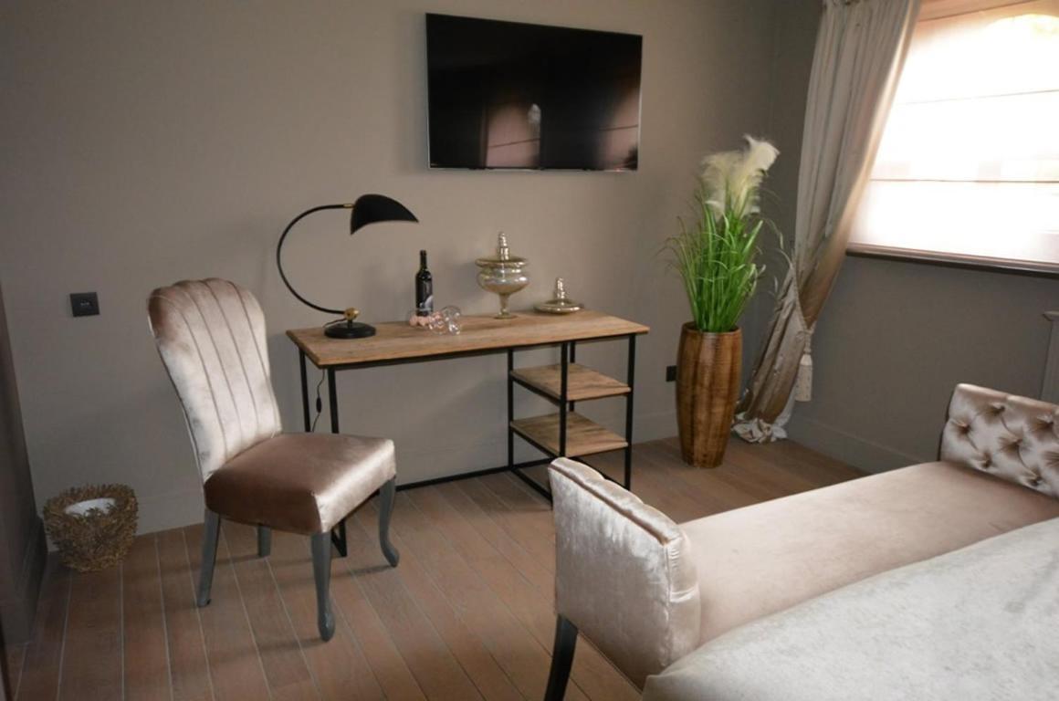B&B Serenity NeerNeerpelt Exteriör bild
